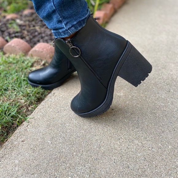 Women Faux Suede Booties - Picture 2 of 5